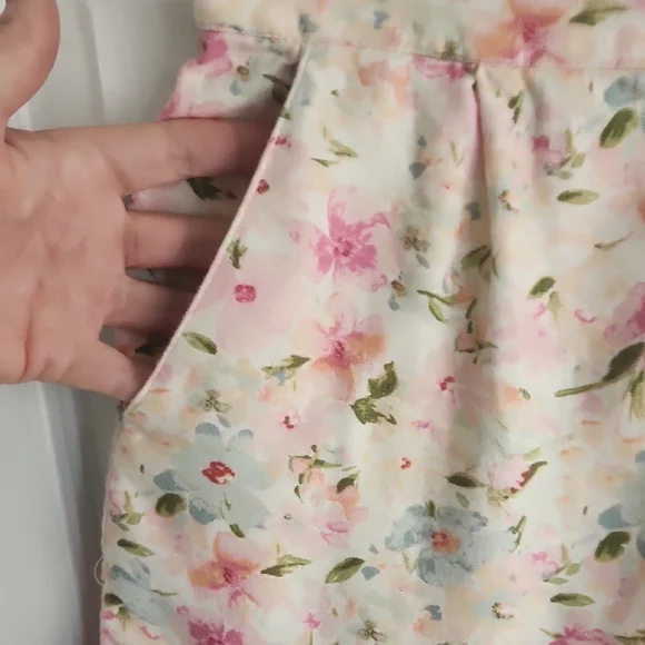 Abercrombie & Fitch Linen Blend Floral Shorts - Picture 3 of 7